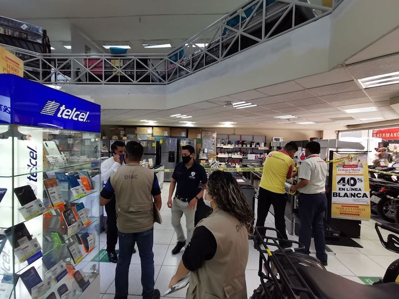 Ayuntamiento de Xalapa inspecciona comercios